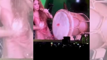 Lo que le ha ocurrido a Shakira en pleno directo es muy sorprendente: la cara de la cantante colombiana lo dice todo