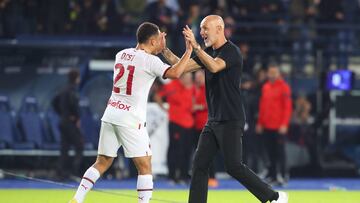 Empoli (Italy), 01/10/2022.- Milan's defender Sergino Dest (L) and Milan's coach Stefano Pioli (R) celebrate their win after the Italian Serie A soccer match between Empoli FC and AC Milan at Carlo Castellani stadium in Empoli, Italy, 01 October 2022. (Italia) EFE/EPA/Claudio Giovannini