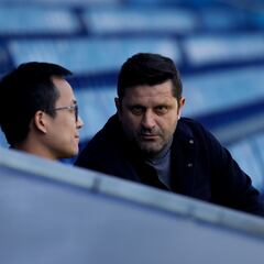 Los castillos en el aire de Catoira comprometen también el futuro