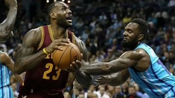 El gran refuerzo NBA que llega a Chile: jugó ante Bryant y LeBron