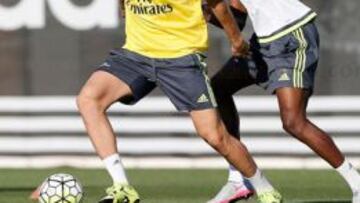 Benzema se incorpora a los entrenamientos del Real Madrid