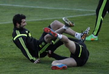 Segundo día. Albiol e Isco.