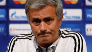 Mourinho durante una rueda de prensa, no acudió Foro de entrenadores de clubes de elite de la UEFA.
