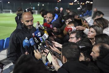 Rueda de prensa de Pinola despu¨¦s del entrenameinto en Valdebebas.