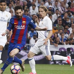 Así bailó Messi a la defensa del Madrid en el empate parcial