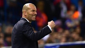 Zidane: "No sé cómo Benzema ha podido salir de ahí..."