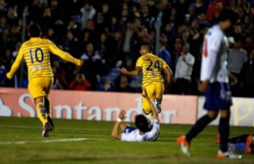 Fabra completó dos goles con Boca Juniors en Copa Libertadores.