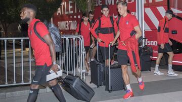 LLEGADA AL HOTEL EN NEW YORK.
THOMAS MORATA Y MARCOS LLORENTE.