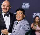 Diego Maradona defiende a Messi: "Es un osito de peluche"
