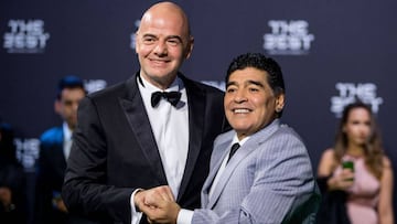 Diego Maradona defiende a Messi: "Es un osito de peluche"