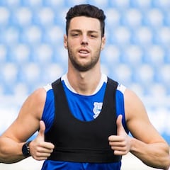 Víctor convence a Burgui