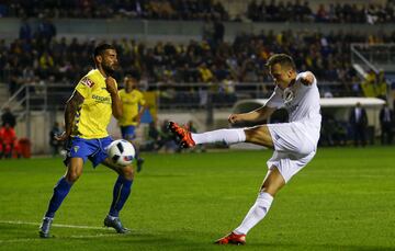 La alineación indebida de Cherysev en Cádiz. El ruso vio la temporada anterior la amarilla que le acarreaba suspensión por acumulación en la semifinal que jugó con el Villarreal ante el Barça. Su siguiente partido en la competición del ko fue en Cádiz con el Madrid y Benítez le puso en el 11 inicial. El Madrid ganó 1-3 pero el Cádiz alegó alineación indebida y el Madrid fue expulsado de la Copa ese año.