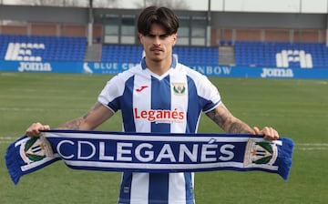 Juan Cruz durante su presentación. 
