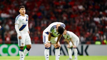 La Major League Soccer y en general, el futbol de Estados Unidos desde antes de que se formara la liga, ha pasado pena tras pena en suelo azteca, donde acumulan una impresionante cantidad de derrotas, por una muy corta lista de victorias