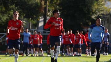 Chivas cierra la pretemporada con goleada de 7-1