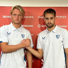 Monchi deja en el Sevilla varios ‘marrones’ y una bendición