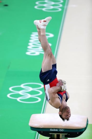 Tomás González no clasificó en Suelo pero sí lo está haciendo en Salto. 