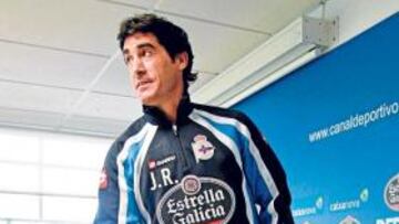 <b>GALONES. </b>Ribera dirigió ayer el entrenamiento y analizó al equipo.