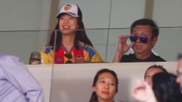 La presidenta Lay Hoon y el dueño Peter Lim.