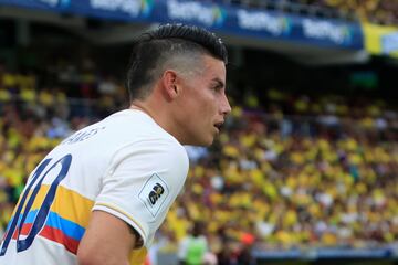 James, figura ante Chile en Eliminatorias