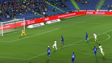 La jugadota de Mojica en el golazo del Elche ante Getafe