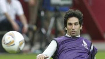 <b>BRILLANTE. </b>Arda, calentando antes de la final de Bucarest.