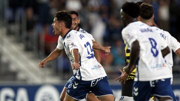 El Tenerife celebra un gol.
