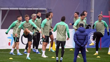 El Atlético, en la última sesión en el Cerro antes de recibir a la Lazio en el Metropolitano.