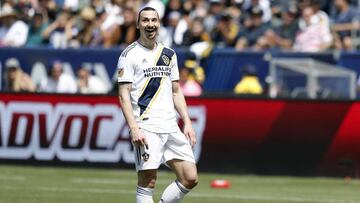 Zlatan Ibrahimovic en su partido debut con el LA Galaxy de la MLS.