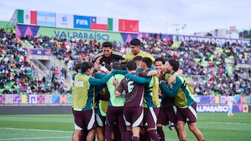 Gilberto Mora celebrates his goal 1-0 with Tahiel Jimenez of Mexico during FIFA U-20 Mens World Cup Chile 2025 match between Mexico (Mexican National Team) and Morocco as part Group-C at Elias Figueroa Brander Stadium, on October 04, 2025 in Valparaiso, Chile.