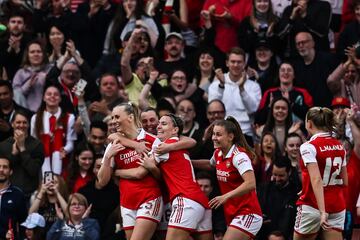 Arsenal's Swedish forward Stina Blackstenius scored Arsenal's opening goal in the game.