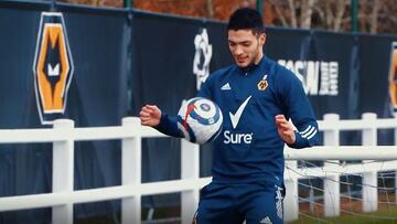 ¡Enhorabuena! Raúl Jiménez sigue su recuperación y ya trabajo con balón