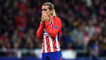 Griezmann se lamenta.