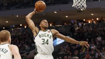 Antetokounmpo anota 50 puntos ante la mejor defensa de la NBA