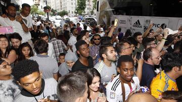 Chaos as overexcited crowds welcome Madrid to Montreal