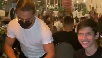 La lujosa cena de Jürgen Damm en Dubái con Salt Bae