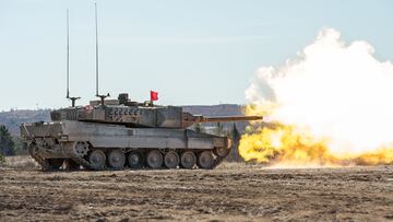 Members of the Royal Canadian Armoured Corps School (RCACS) practice their shooting skills from a Leopard II tank at firing point 4 in the training areas at the 5th Canadian Division Support Group (5 CDSG) Gagetown, in Oromocto, New Brunswick, Canada, May 4, 2017. Cpl Genevieve Lapointe, Tactics School, 5th Canadian Division Support Group Gagetown/Canadian Armed Forces/Handout via REUTERS THIS IMAGE HAS BEEN SUPPLIED BY A THIRD PARTY.