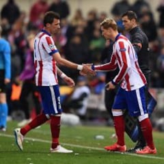 Fernando Torres mejora los números de Mario Mandzukic