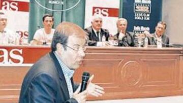 <b>OSADO. </b>Guasch quiere a Óscar Sevilla vencedor en el Tour y que España se defienda en Alemania.