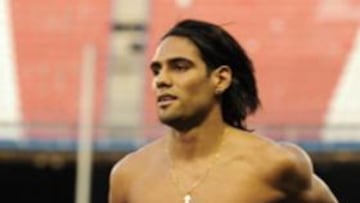 Bolillo Gómez presenta su "renuncia" a la Selección