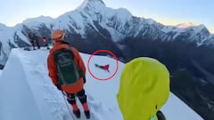 Graban el accidente mortal de un alpinista en el Nama Peak