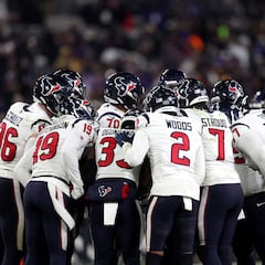 ¿Quiénes son los jugadores peor pagados de la NFL? ¿Existe un salario mínimo?