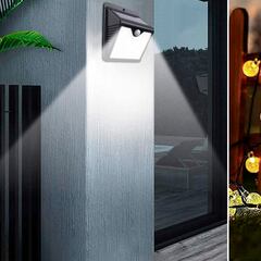 Cinco luces de exterior para iluminar y decorar el jardín, la terraza, el patio o el porche