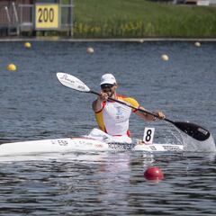 Roi Rodríguez se entrena tras producir 26.000 viseras