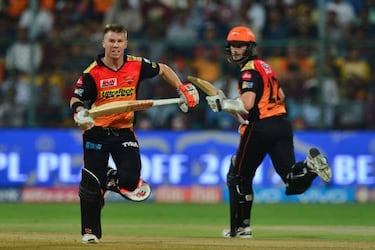 Apologetic Warner takes responsibility for role in ball-tampering controversy