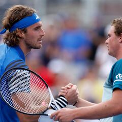 Tsitsipas se estampa contra Stricker, 128º; Ruud también cae