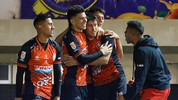 Unión Española, al borde del descenso: Limache mostró más ganas de quedarse en Primera