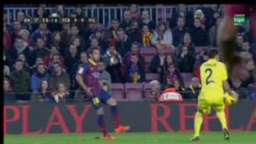 Iglesias pitó penalti por una mano de Mario tras centro de Alba