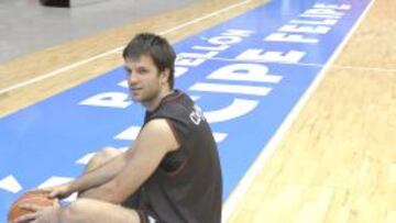 Branko Cvetkovic, cuando fichó por el CAI Zaragoza en 2009.