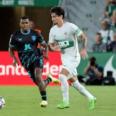 Aprobados y suspensos del Elche: Collado da su primera lección en el Martínez Valero